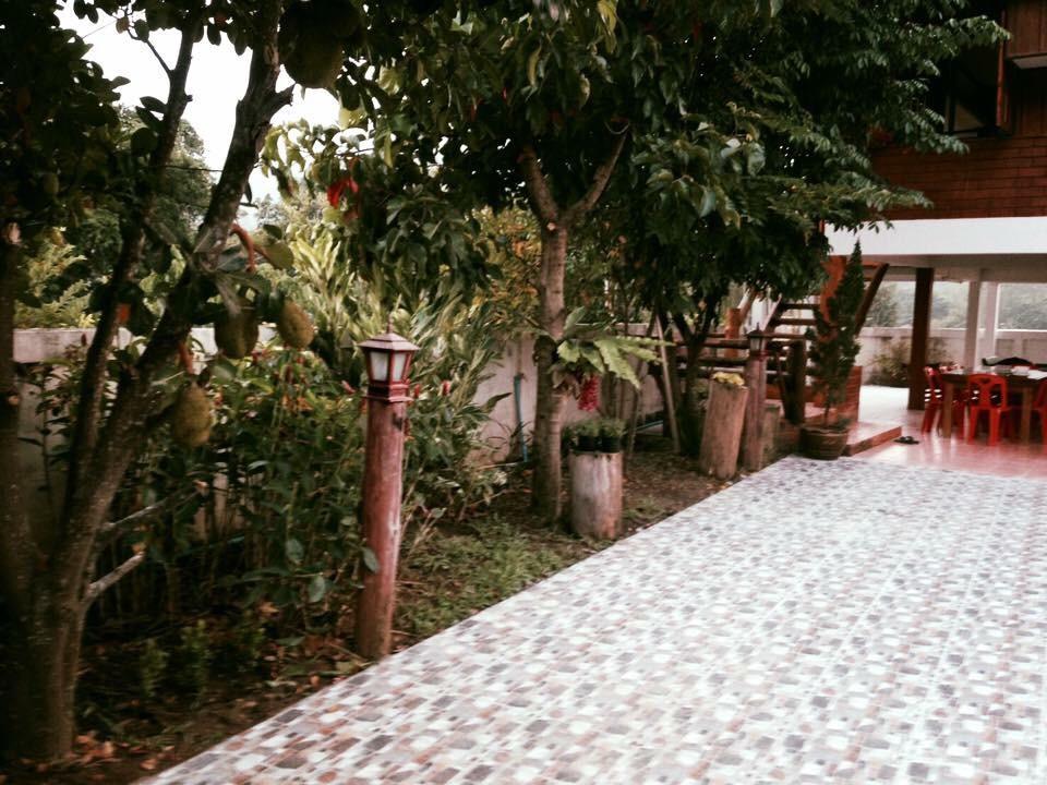 Hotel Pimpa House Ban Hua Nam Mae Sakut Exterior foto
